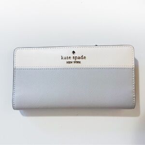 Kate Spade NWOT Staci Colorblock L Slim Bifold Wallet Quiet Luxury Clean Girl